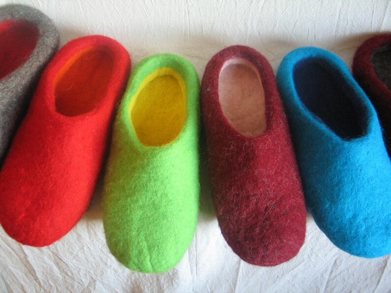 Ladies felt slippers size 36-42 women's desired colors slippers slippers wool rubber sole felt sole image 5