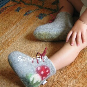 Baby Felt Shoes Fly agaric No.2 Gr.17-21 image 2