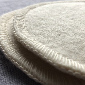 Organic Merino Wool Nursing Pads set of 2 image 2