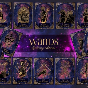 Peut inclure: Un jeu de 14 cartes de tarot repr&eacute;sentant le costume des B&acirc;tons. Les cartes ont un fond de galaxie avec des accents dor&eacute;s et pr&eacute;sentent des illustrations de personnages et de symboles. Les cartes sont &eacute;tiquet&eacute;es avec le nom du costume et le num&eacute;ro de la carte.