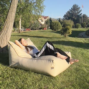 Abdeckung für Tagesbett im Freien - wasserabweisendes, individuelles übergroßes Bodenkissen Lounger | Terrassenmöbel Garten, Pool | Sitzsack Kostenlose Personalisierung