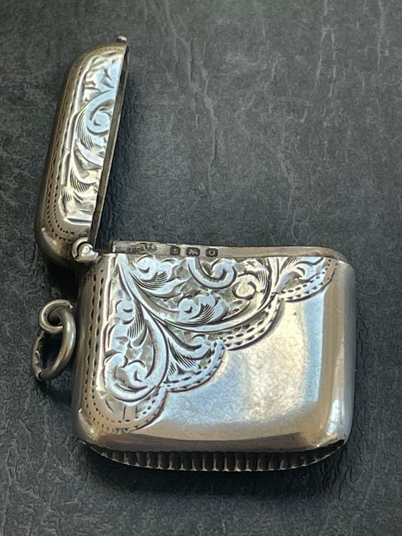 Antique Solid Silver Engraved Vesta Case Birmingh… - image 3