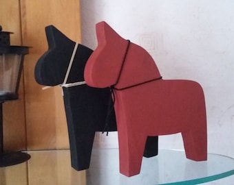 Horse wood like Dala horse white red gray