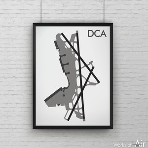 Ronald Reagan Washington National Minimal Airport Art Print, DCA Map Poster, Aviation Decor, Virginia, DC Minimalist Map, Pilot Gift image 1