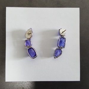 Tanzanite earrings in 585 white gold stud earrings goldsmith's work image 4