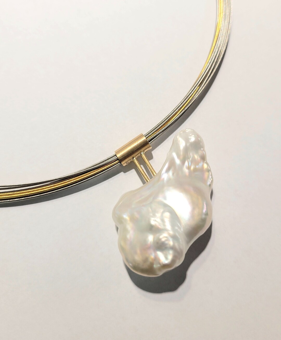 Pendentif Perle Baroque Eau Douce Sur Chaîne Or Jaune 18ct Plaqué