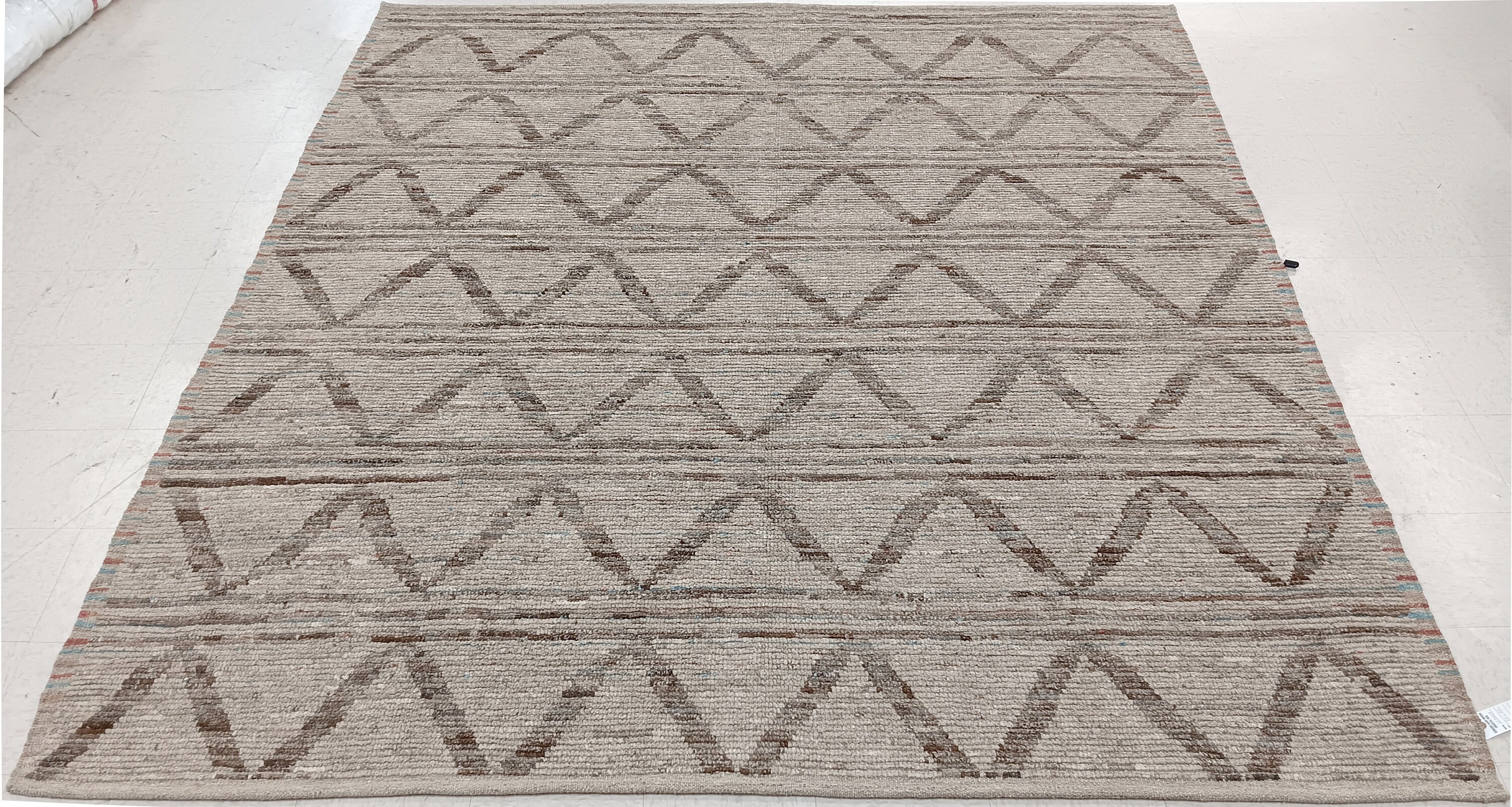 手織りウールモロッコラグ：幾何学模様、8'10'' x 9'11'' - Etsy 日本