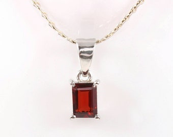 Natural Beautiful Garnet Necklace -Silver pendant -Gemstone Pendant -925 Sterling  Silver Necklace