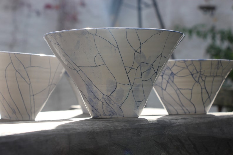 large Bowl white blue Craqueliert