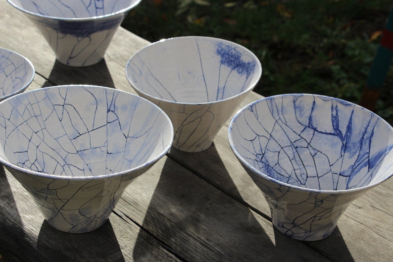 large Bowl white blue Craqueliert