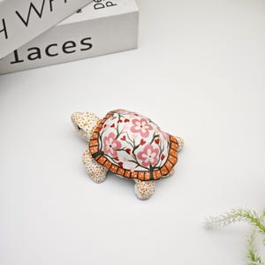 Turtle resin statue-turtle figurine-turtle gift small-Unique turtle resin Decor-Turtle Collectible-Handmade-Christmas gift