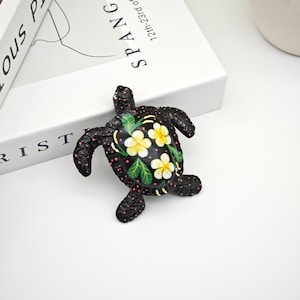 Sea Turtle-Stunning Turtle Statue-Turtle Sculpture-Resin sea turtle-Small resin turtle figurine-Handmade Decor-Black
