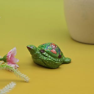 Turtle Statue Resin-turtle ornaments figurine statues & sculptures-hand-Painted turtle resin sculpture-Gift for Friends-Nemo fish pattern