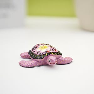 Sea Turtle Figurine-Resin sea turtle-Small resin turtle figurine-Handmade Decor- Animal Figurine