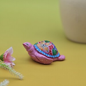 Turtle Statue Resin-turtle ornaments figurine statues & sculptures-hand-Painted turtle resin sculpture-Gift for Friends-Pink