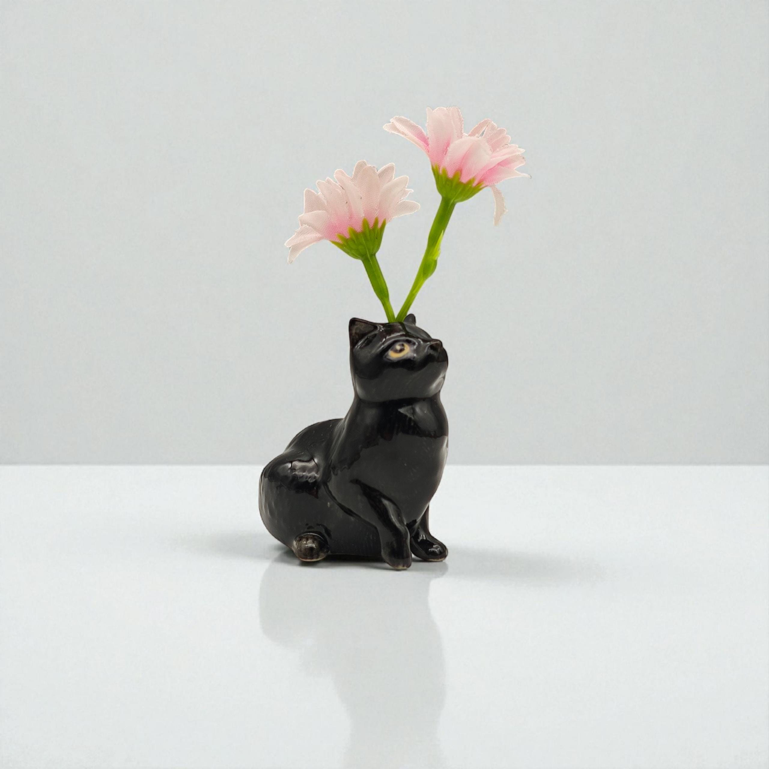 手作り陶器の黒猫花瓶：猫好きへのギフト、棚飾り - Etsy 日本