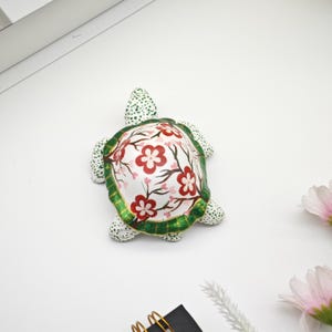 Resin Turtle Figurine-Turtle Decor Statue-Turtle Collectible-Hand painted turtles-Cute turtle statue gift-There is 1 piece