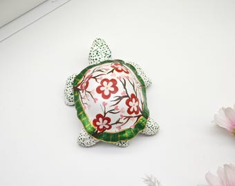 Resin Turtle Figurine-Turtle Decor Statue-Turtle Collectible-Hand painted turtles-Cute turtle statue gift-There is 1 piece