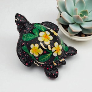Figurka żółwia z żywicy - figurki, rzeźby i ozdoby żółwia - ręcznie malowana rzeźba żółwia z żywicy - prezent dla przyjaciół - czarny