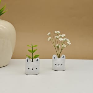 Rabbit Vase: Miniature Clay Flower Pot, Incense Holder