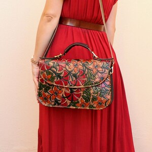 Vintage top handle leather bag, tooled Leather bag with flowers, artful purses craftsmanship, timeless pocketbook for women, timeless style image 14