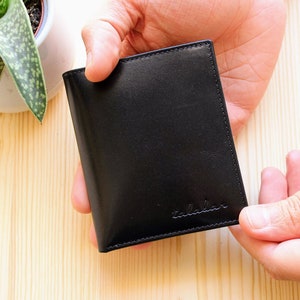 Slim bifold Wallet, slim bifold card wallet, Men's Leather Wallet, Black leather wallet men, bifold lineman wallet, black Cardholder wallet