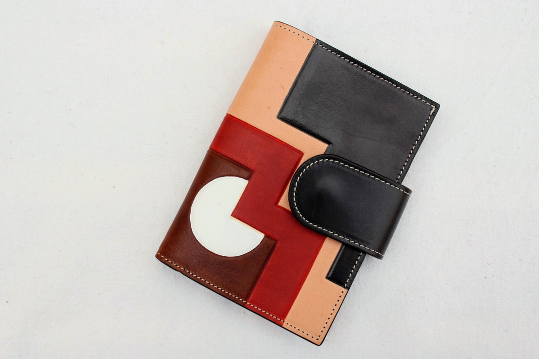Portefeuille Organisateur Trente Et Une – Motif Fleurs D’onyx Noir Et Blanc – Occasion