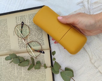 Leather Glasses case for men or women, soft glasses case, reading glasses leather Case, gift for her, gift for him, leather goods handmade