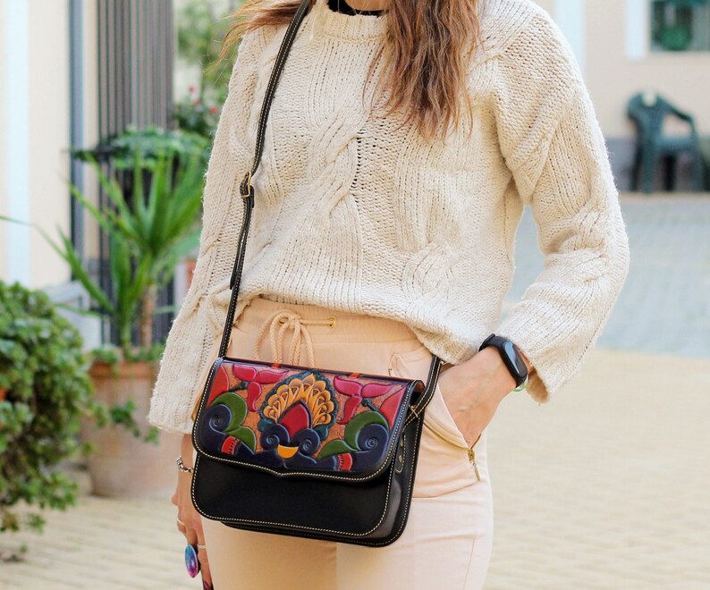 Embossed authentic Leather crossbody purse for women, women's tooled leather handbag, Crossbody leather bag, leather carving bag image 2