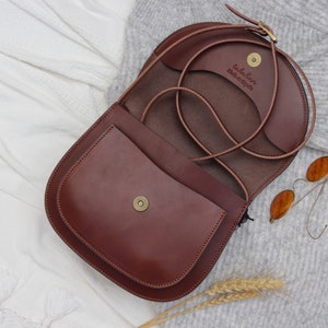 Retro Style Crossbody Purse Handcrafted Brown Leather Bag Leather satchel bag for her Gifts for wife anniversary gift image 5