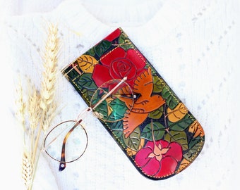 Glasses case for her, Snap Closure leather Glasses Case for women, Squeeze Glasses Case, Reading glasses Sleeve