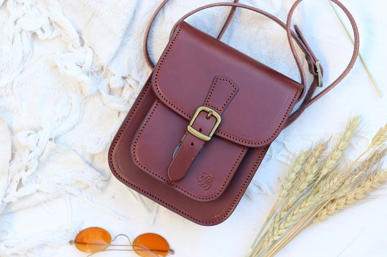 Stylish Mini Crossbody Bag in Genuine Leather with Buckle Detail Honey brown