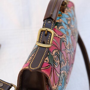 Vintage top handle leather bag, tooled Leather bag with flowers, artful purses craftsmanship, timeless pocketbook for women, timeless style image 3