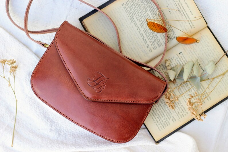 Sustainable Full Grain Leather Crossbody Bag handmade, Medium Sized Leather Saddle Bag, Crossbody Brown Leather Handbag for women image 1