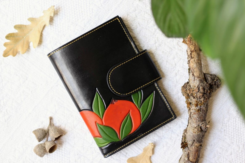 Black bifold leather wallet, bifold wallet with clasp, black Bifold chestnut wallet, leather clasp wallet, hand made leather wallet, image 6