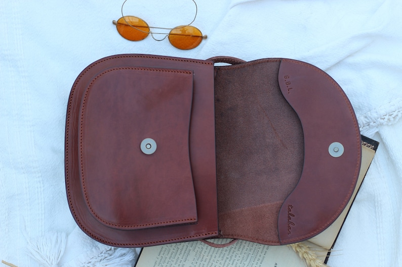 Handmade Leather Crossbody Handbag in Cognac Brown Medium Sized Purse for Women, Perfect for Long Term Use. image 5