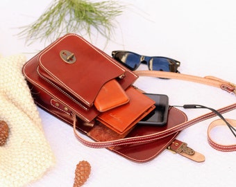 Small cowhide leather handbag with adjustable strap and lock for men or women, Leather crossbody bag for women