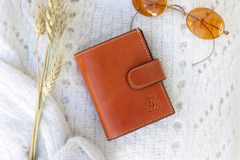 Mini brown leather wallet, small handmade leather wallet for women for men, billfold leather wallet with coin pocket, leather goods for her Brown