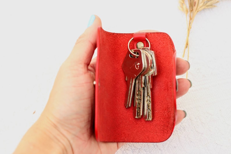 Monogram Gift for Christmas Personalized Initial leather Keyring Personalized Leather key case Personalized leather keychain
