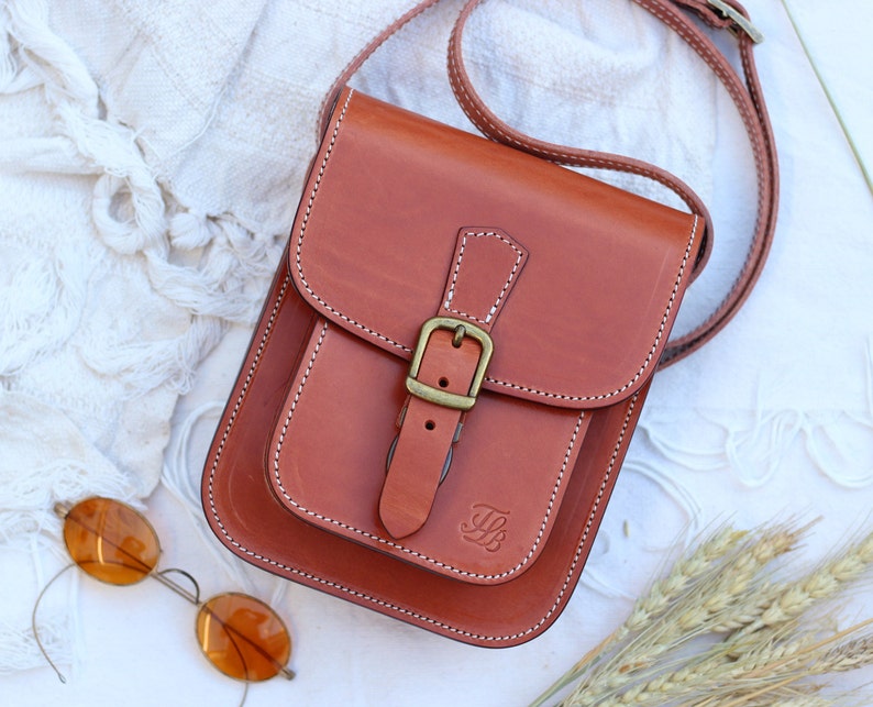 Stylish Mini Crossbody Bag in Genuine Leather with Buckle Detail Light brown