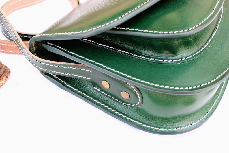 Green Leather crossbody purse, Crossbody Leather handbag, Handmade leather handbag, cute leather purse, small leather handbag image 4