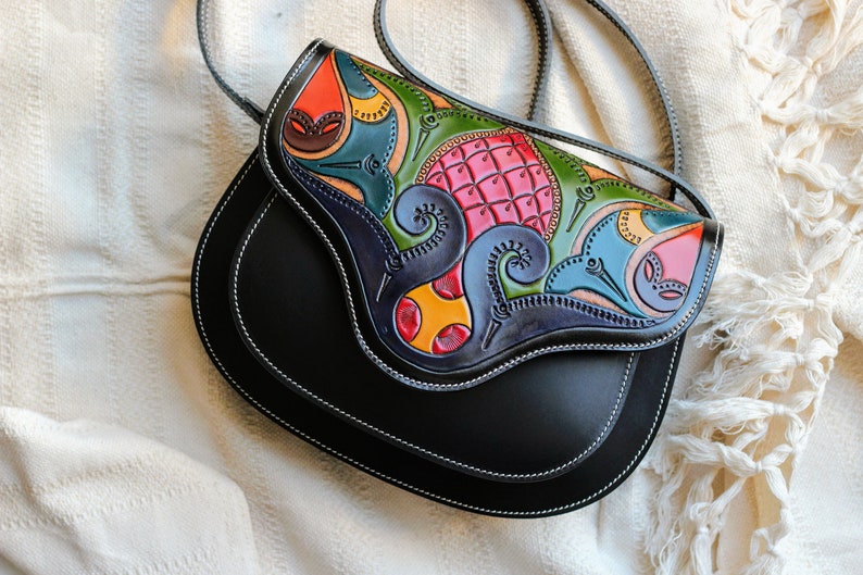 Hand tooled leather purse, hand made crossbody bag, unique al andalus leather bags, geometric pattern purses, leather carving bag, lady bag image 1