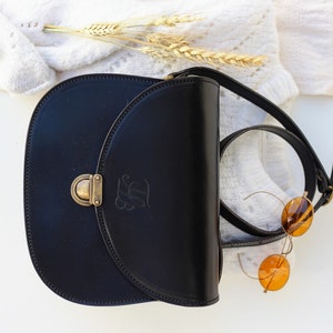 Black date night crossbody purse, handmade black purse, Black leather handbag with lock, night handbag purse for women, black leather women image 8