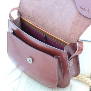 Handmade Leather Crossbody Handbag in Cognac Brown Medium Sized Purse for Women, Perfect for Long Term Use. image 2