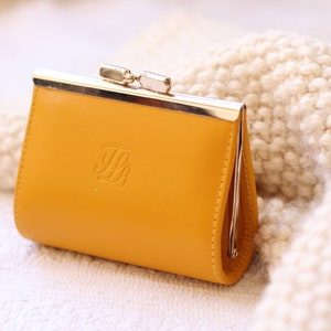 Clasp coin purse, Vintage Style Leather Coin Purse, Kiss Lock wallet, Coin pouch, Woman coin purse, Leather change purse, leather coin purse