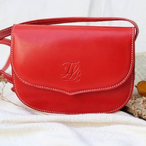 Red Crossbody Leather Saddle Bag • made in Spain leather purse crossbody • small red elegant purse • gifts for mom