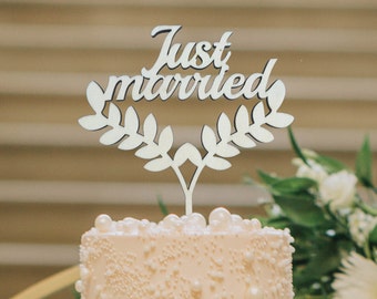 Just Married Wedding Cake Topper - Wedding Cake Topper - Wedding Decor - Personalised Cake Topper - Rustic Wedding - Wooden Cake Topper