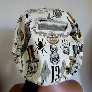Chapeaux de gommage d&#39;Halloween.  Casquette gothique gommée.  Chapeau chirurgical médical. Chapeaux de gommage de style européen. Ruban noir.