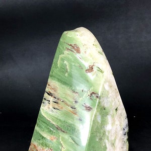 Green Grossular Garnet, Hydrogrosular Garnet, Polished grossular, Grossular Garnet, Rare Grossular-539 Gram