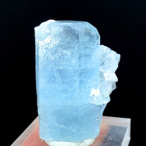 Natural Sky Blue Color Aquamarine Crystal, Crystal Specimen, Aquamarine from Shigar valley Skardu Pakistan - 35 gram